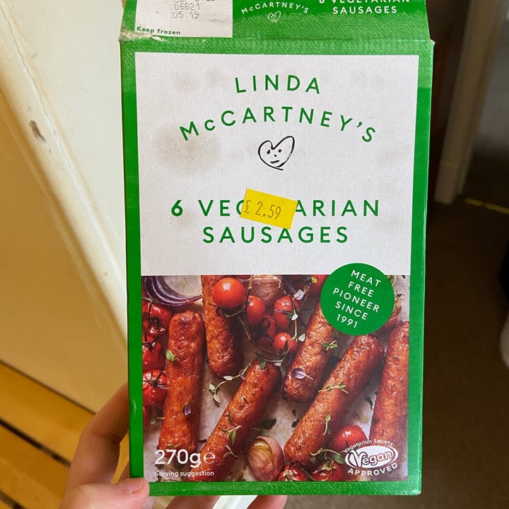 photo of Linda McCartney's 6 Vegetarian Sausages shared by @ecwright on  05 May 2021 - review
