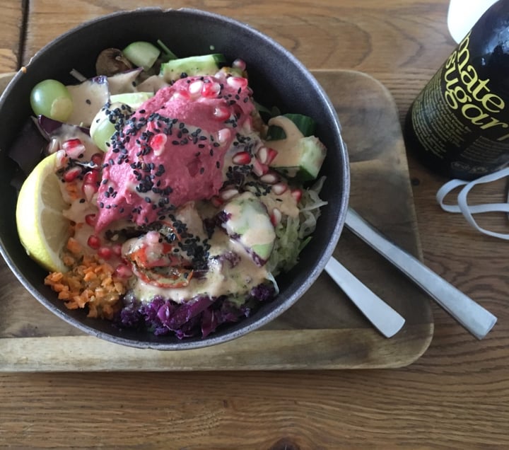photo of IssDichGlücklich - plant-based eatery Bowl of the day shared by @rosaa on  28 Aug 2020 - review