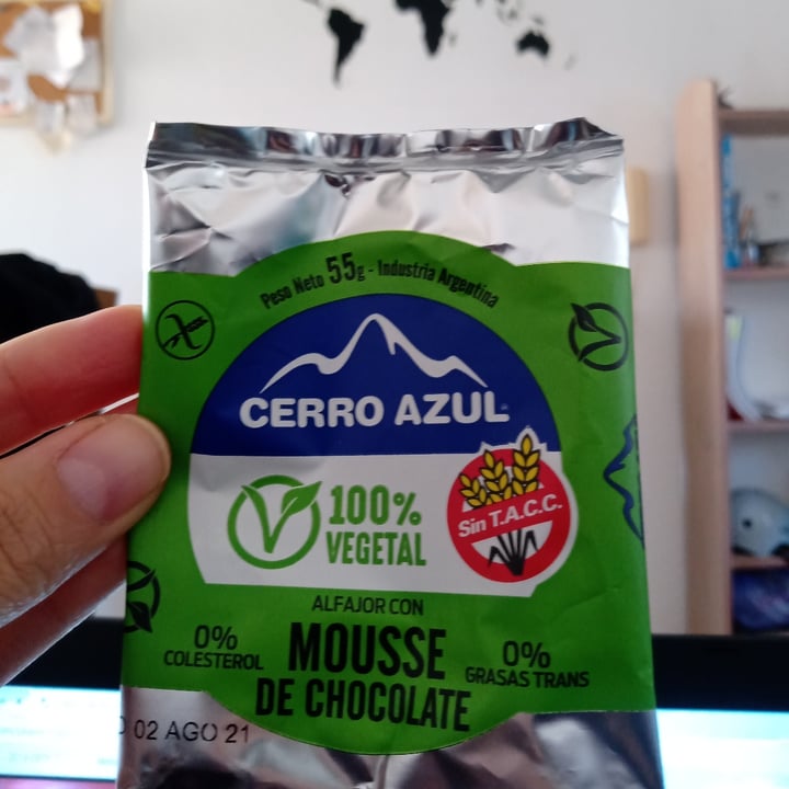photo of Cerro Azul Alfajor Mousse de Chocolate shared by @luciaduran on  12 Apr 2021 - review