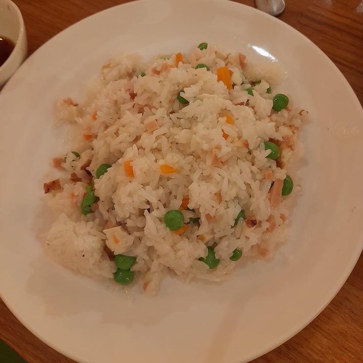 photo of Vegebowl Paris Cantonese rice shared by @alice50 on  02 Mar 2022 - review
