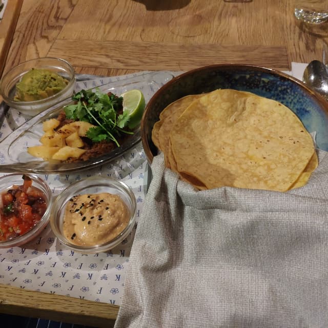 Photo of the dish “Tacos del pastor”