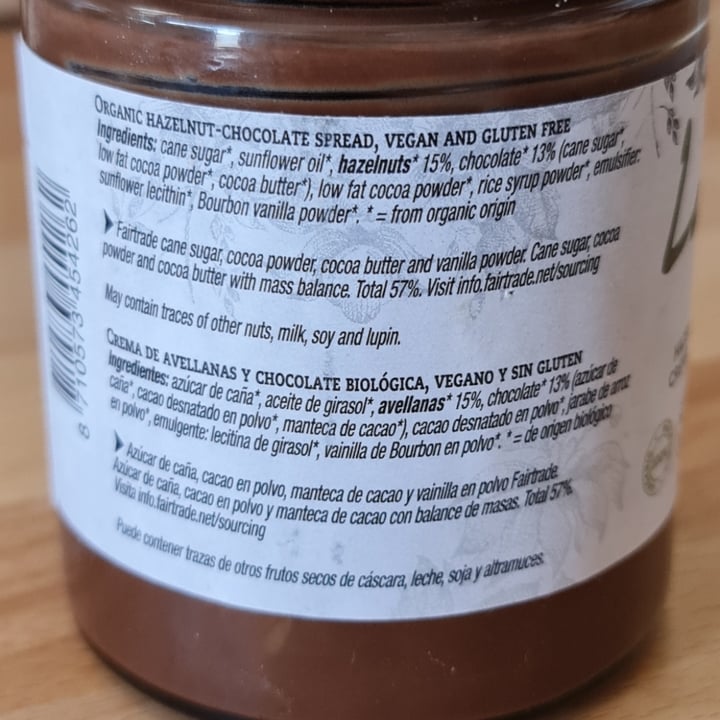 photo of La Vida Vegan Hazelnut Chocolate Spread | Crema Avellanas Y Chocolate shared by @anikoftv2 on  30 Jul 2021 - review