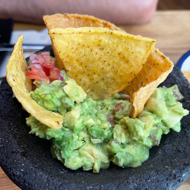 photo of Gallo Santo Guacamole shared by @ansalvat on  21 Jun 2022 - review