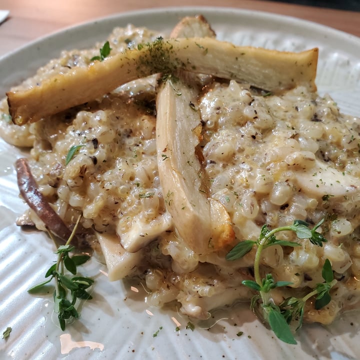 photo of 一襌 NIZEN Mushrooms and pear risotto shared by @moosewong on  27 Aug 2021 - review