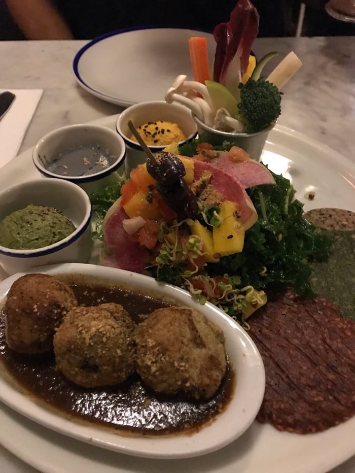 photo of Flax&Kale Healthy mezzeplatter shared by @taila92 on  01 Feb 2019 - review