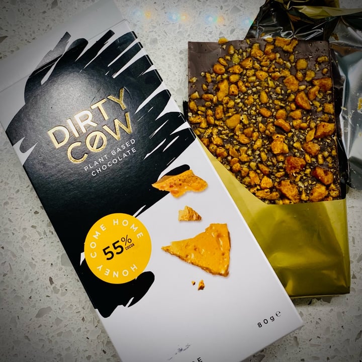 photo of Dirty Cow Honey Come Home Chocolate Bar shared by @leevardy on  08 Dec 2021 - review
