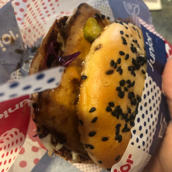 photo of Junior Vegan Tofu Burger shared by @caittyler on  22 Mar 2022 - review