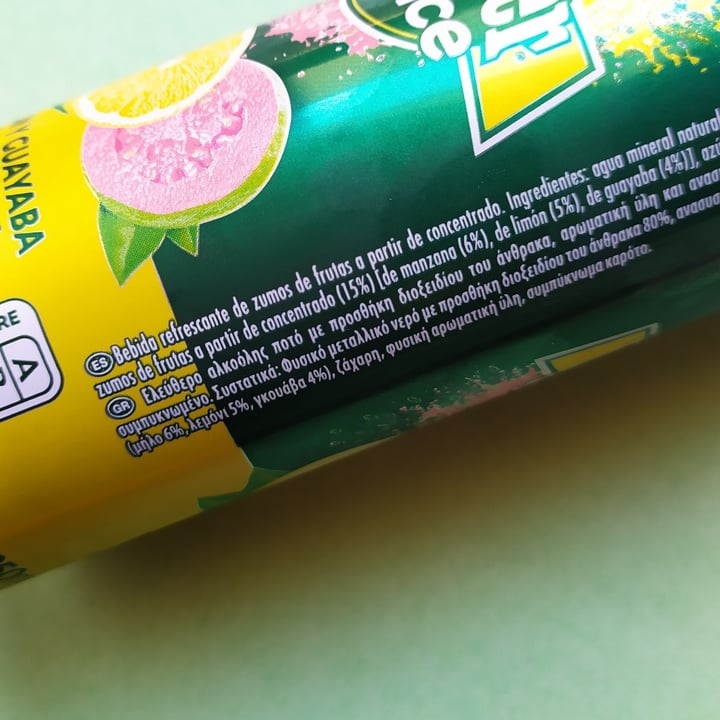 photo of Perrier Limón Y Guayaba shared by @rominaguch on  09 May 2022 - review