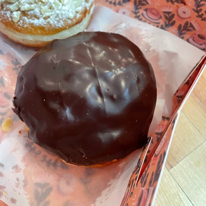 photo of Brammibal's Donuts Boston Cream shared by @smileypotato on  31 Jul 2021 - review