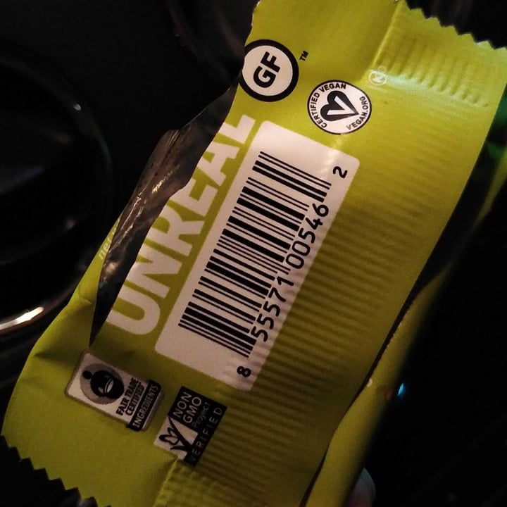 review photo of UNREAL Dark Chocolate Almond Butter Cups shared by @biancavegan on 28 Nov 2021 - review