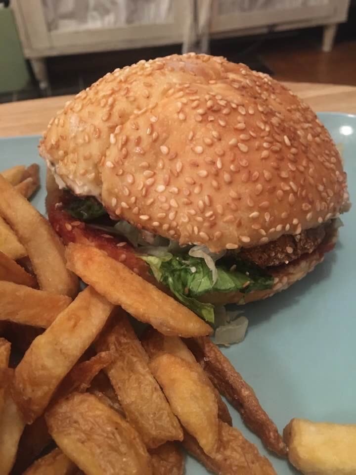 photo of Theory Burger And Franchement Fries shared by @choupets on  07 Mar 2020 - review