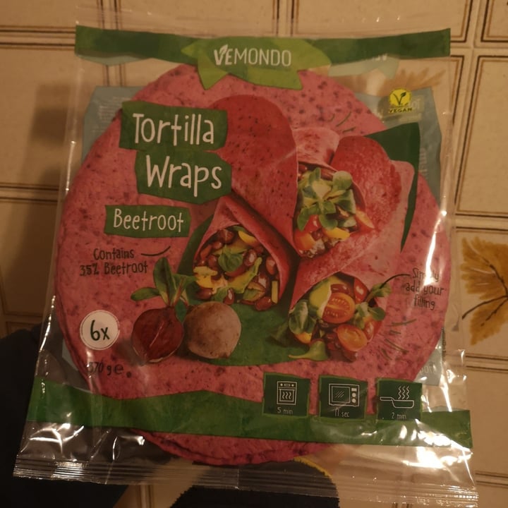 photo of Vemondo Tortilla wraps beetroot shared by @aleveganfoodlover on  16 Jan 2023 - review