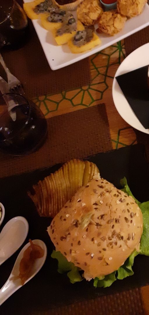 photo of OH! Ficomaeco Il Nostro Burger shared by @fra102030 on  07 Mar 2020 - review