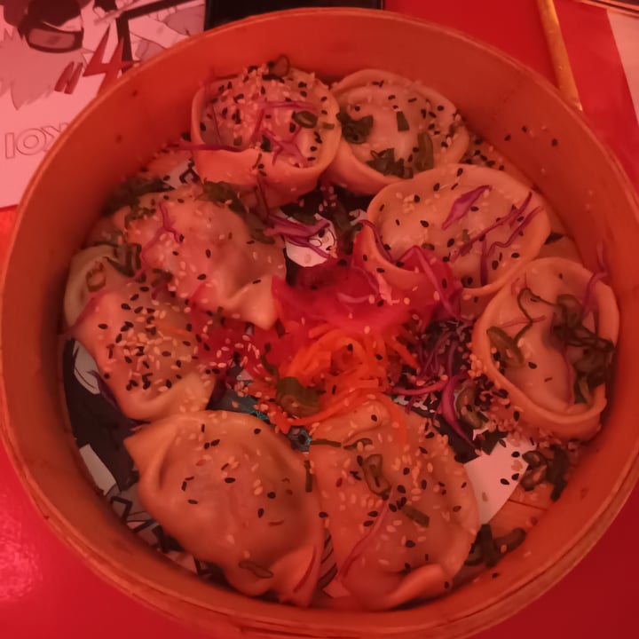 photo of KOI Beer & Dumplings - Lavalleja Degustación Dumplings Veganos shared by @ayluk12 on  02 Aug 2022 - review