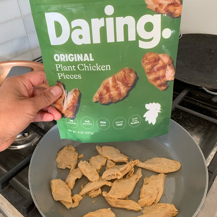 photo of Daring Original Plant-based Chicken Pieces shared by @anasoto on  27 Jan 2022 - review
