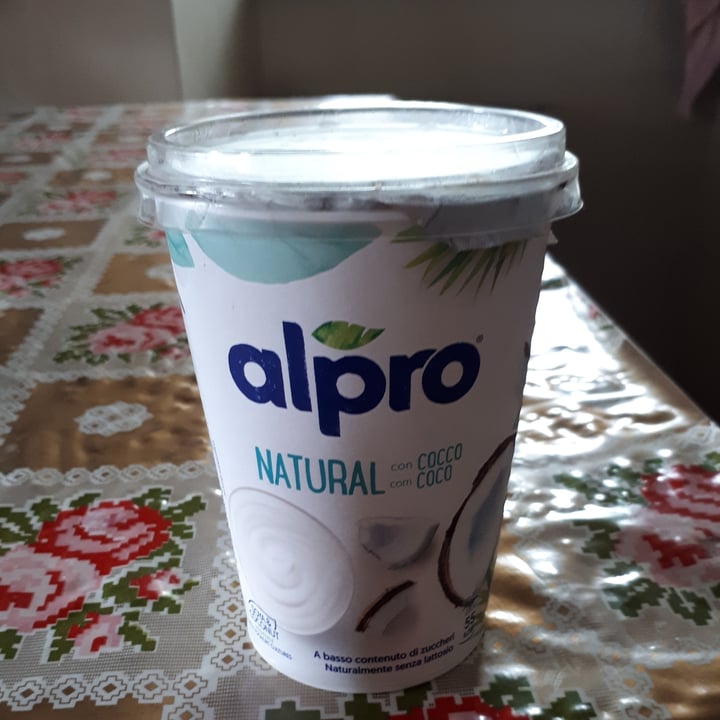 review photo of Alpro Natural Con Coco Yogurt shared by @shirleyviznay on 19 Jul 2021 - review