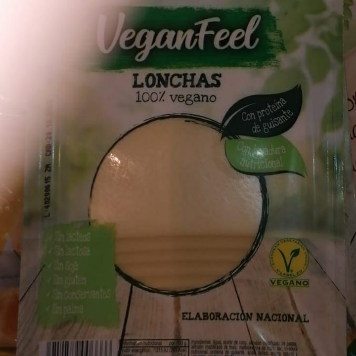 photo of Vegan Feel Lonchas 100% Veganas Queso shared by @mimiya on  03 Jul 2020 - review