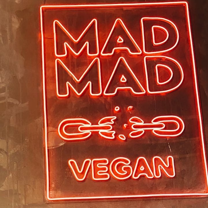 photo of Mad Mad Vegan Beyond burger shared by @alucina on  24 Oct 2020 - review