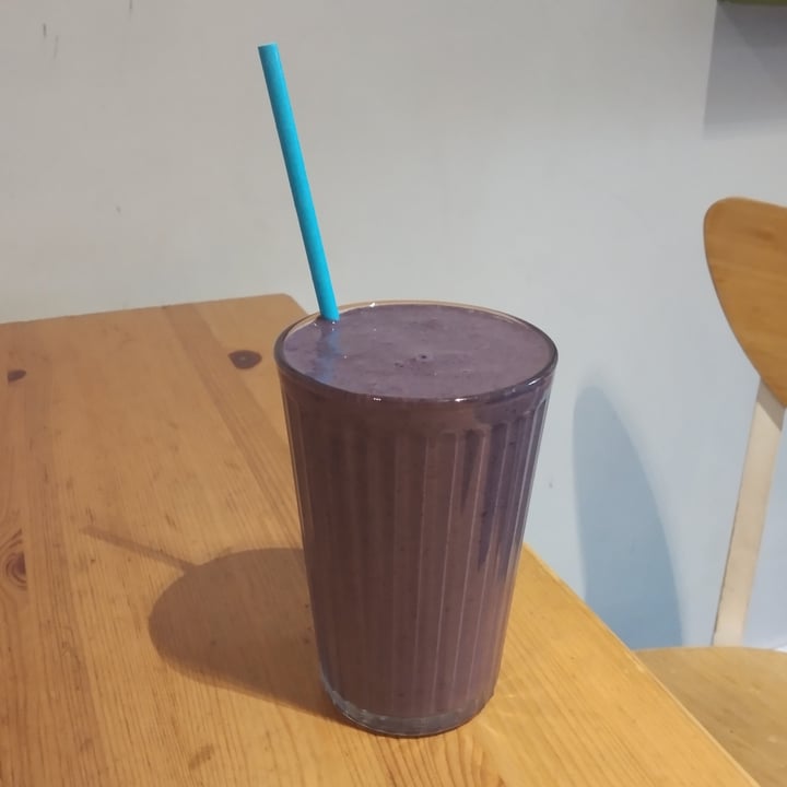 photo of Holy Cow Protein Smoothie shared by @veganadam on  04 Sep 2022 - review