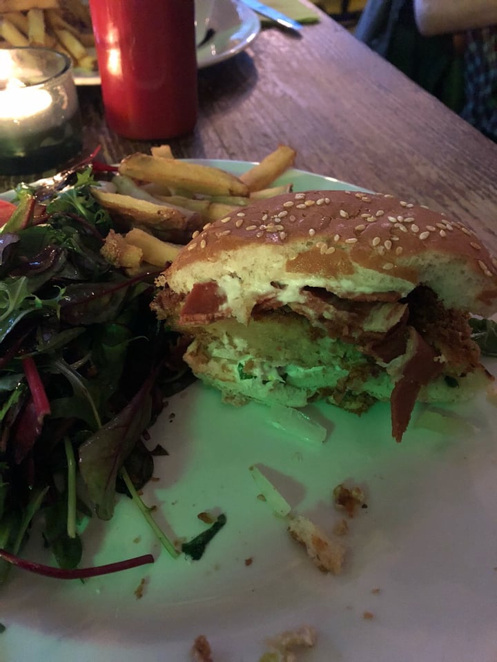 photo of Harmonium YLT Chicken Burger shared by @larasaurus on  01 Apr 2019 - review