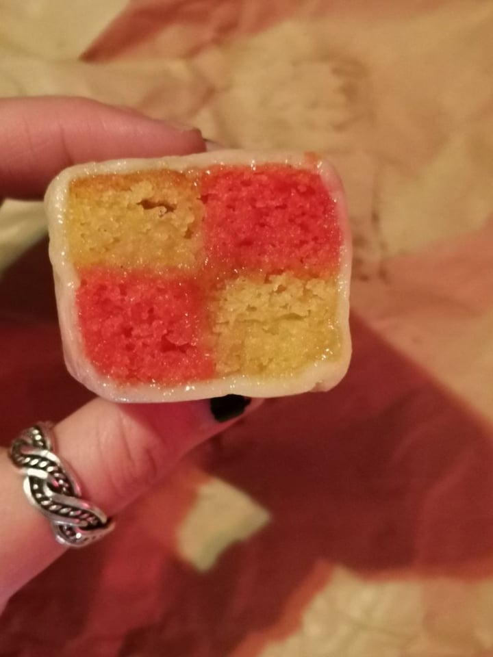 photo of Simply V Vegan Battenberg shared by @crazycarrot on  20 Feb 2020 - review