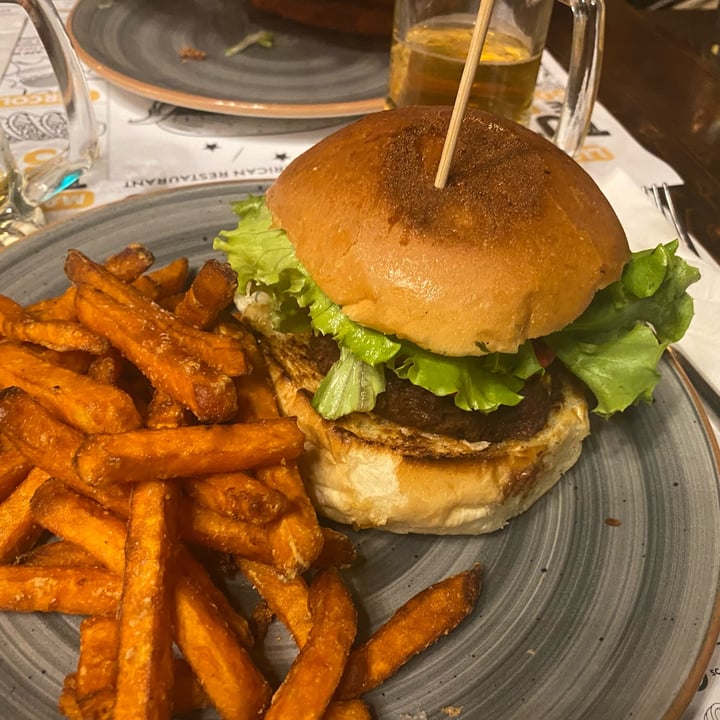photo of Hamerica's Santo Stefano (BO) Smile Burger HEURA shared by @microzuzzi on  02 Jun 2022 - review