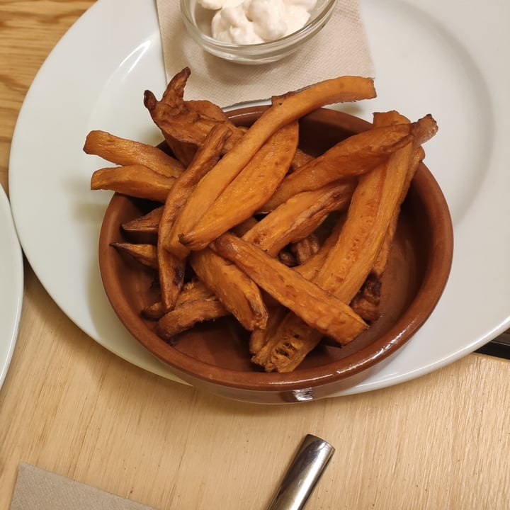 photo of TxuKruT Vegan Bar Boniato frito con alioli shared by @mominski on  07 Jul 2022 - review
