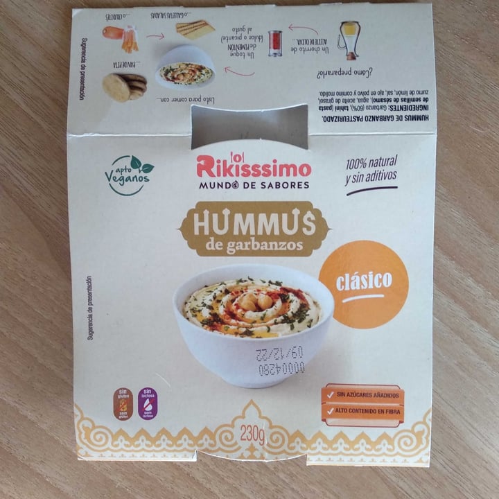 photo of Rikissimo Hummus clasico shared by @lasonrisadeltrece on  26 Nov 2022 - review