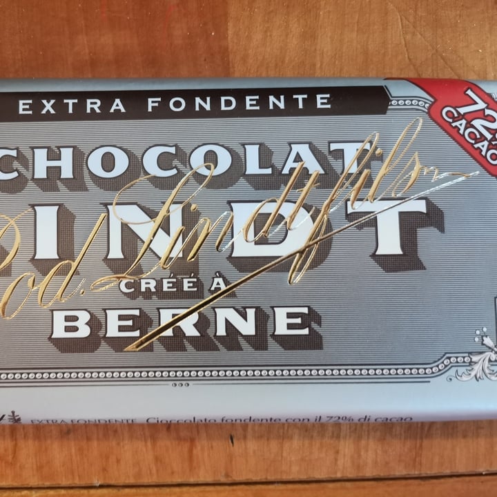 photo of Lindt Cioccolato Extra Fondente 72% shared by @elevegansoul on  12 Apr 2022 - review