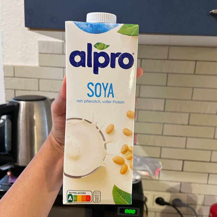 photo of Alpro Alpro soja milk shared by @kavana on  04 Dec 2021 - review