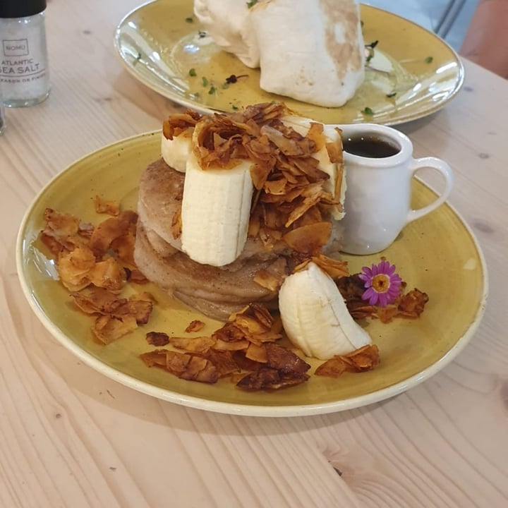 photo of Sweetbeet Gluten Free & Vegan Flapjacks shared by @aaronjooste on  21 Aug 2021 - review
