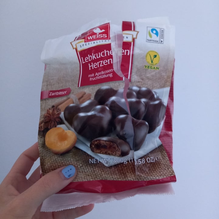 photo of Weiss Spezialitäten Lebkuchen Herzen mit Aprikosenfruchtfüllung shared by @sarahsarinha on  15 Oct 2021 - review