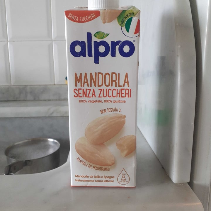 review photo of Alpro Mandorla Senza Zuccheri shared by @ilatobia on 03 Apr 2022 - review
