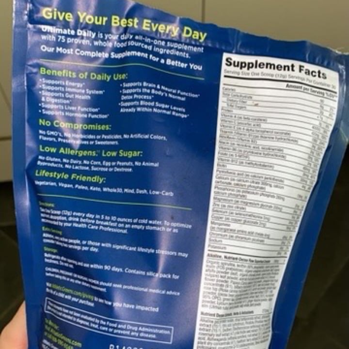 review photo of athletic greens ultimate daily supplement shared by @nnelg on 10 Jun 2020 - review