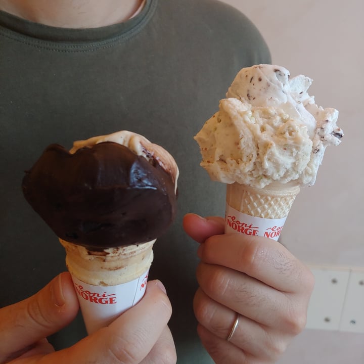 review photo of Gelateria Crem Caramel Cono Gelato shared by @letiziab on 05 Sep 2022 - review
