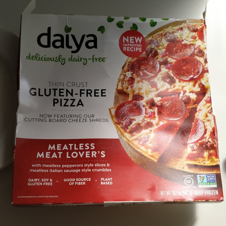 photo of Daiya Gluten-free Pizza Meatless Pepperoni Style shared by @gulopu on  02 Oct 2021 - review