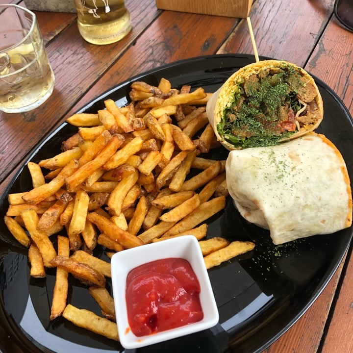 photo of Green Flamingo Innsbruck Burrito shared by @waldenhc on  19 Aug 2022 - review
