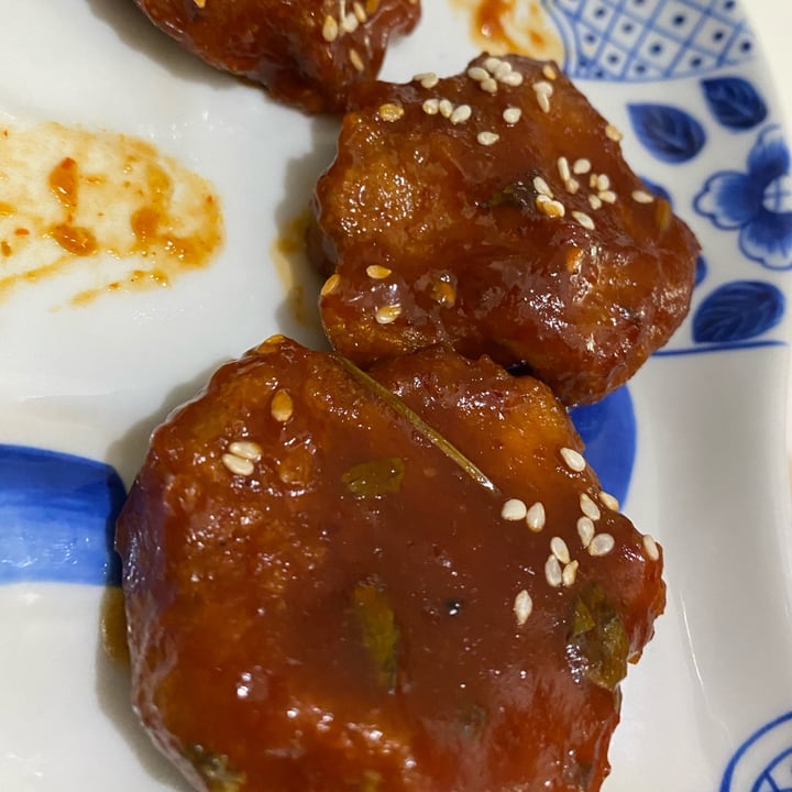 review photo of EATH Plant Based, Senopati - Jakarta Selatan Meatless “Chickin” shared by @andreaap on 01 Nov 2021 - review