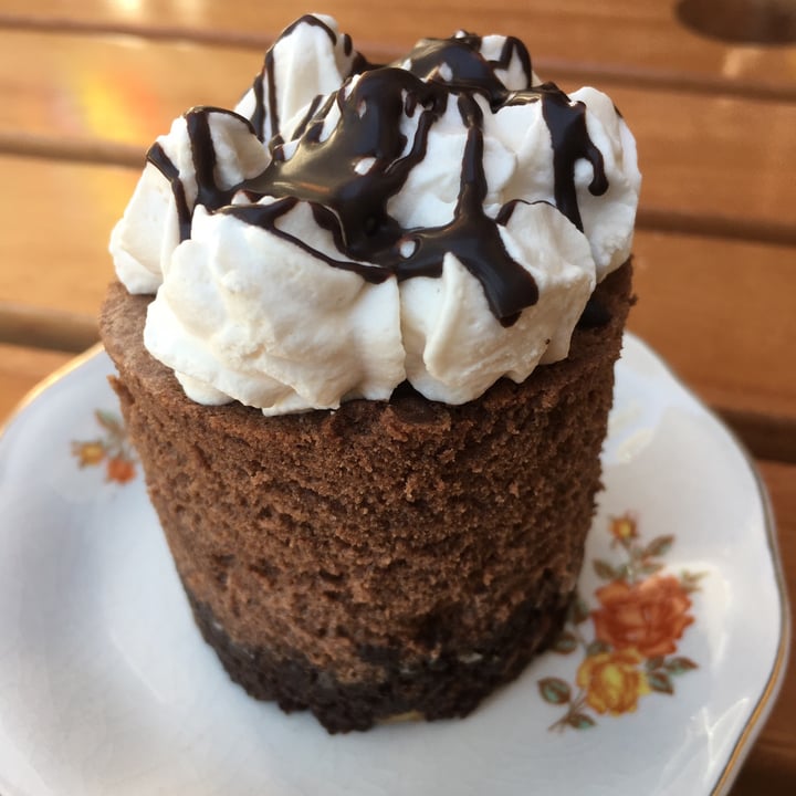photo of El Palacio Vegano Mini torta mousse shared by @shim on  16 Oct 2021 - review