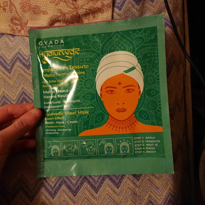 photo of Gyada Cosmetics Impacco In Tessuto Effetto Termo-vapore shared by @giulynerin on  24 Mar 2022 - review