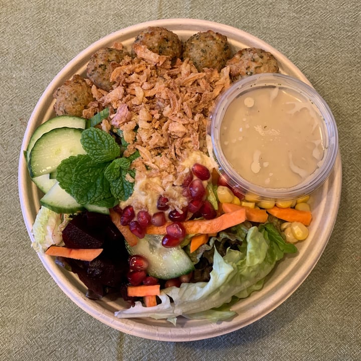 photo of dean&david Vegan Falafel Bowl shared by @sallyk on  13 Jan 2021 - review