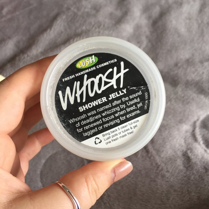 photo of LUSH Fresh Handmade Cosmetics Whoosh shower jelly shared by @jxdestevexson on  18 Sep 2021 - review