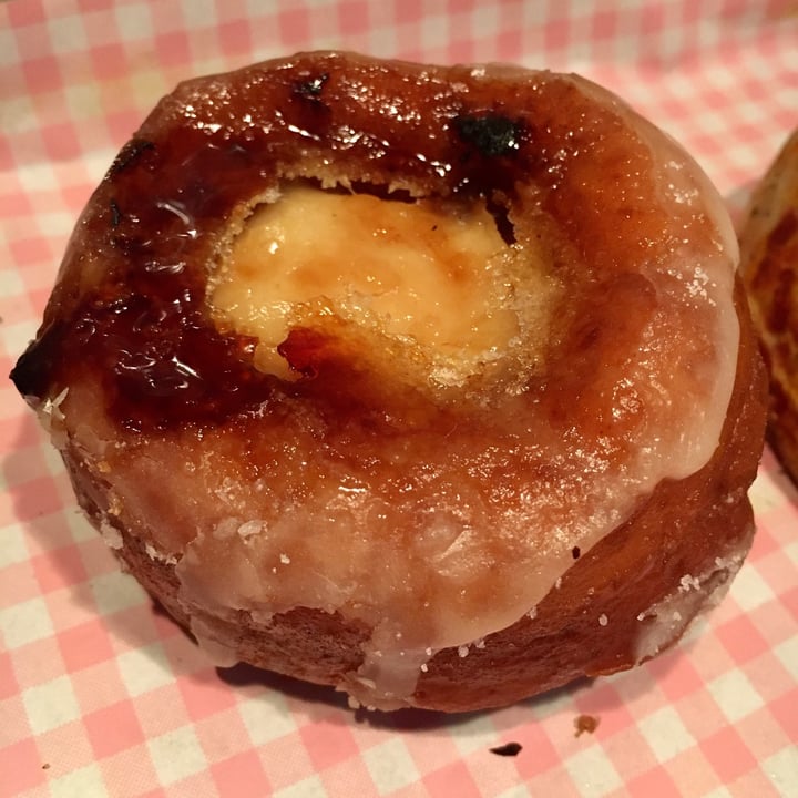 photo of Rumsy's Noose Creme brûlée Doughnut shared by @mailidyer on  23 May 2020 - review