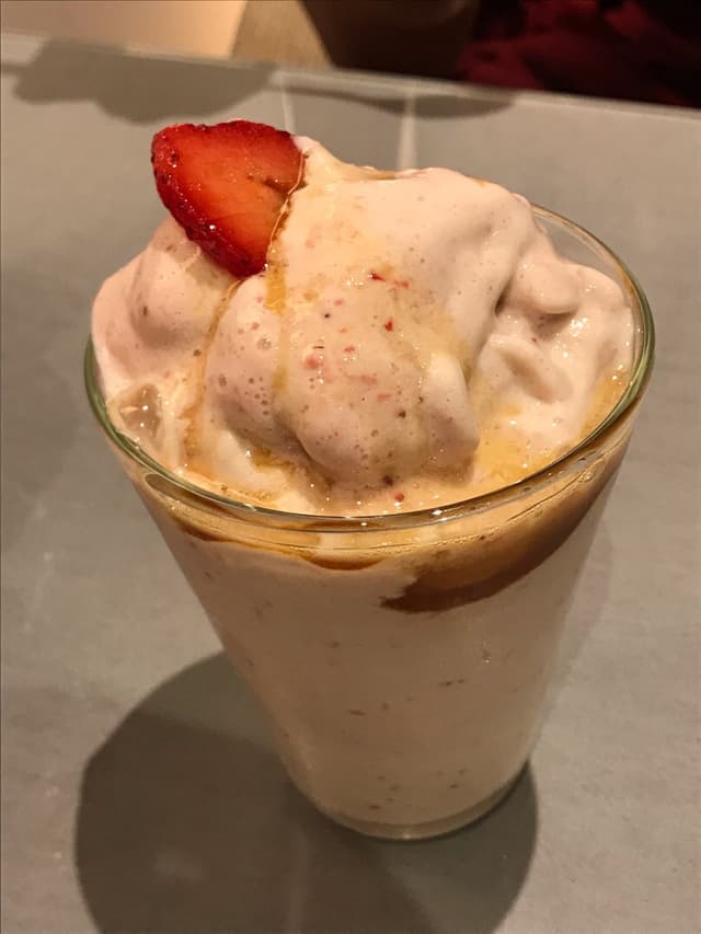 Foto del piatto “Soy Milk Strawberry Shake”