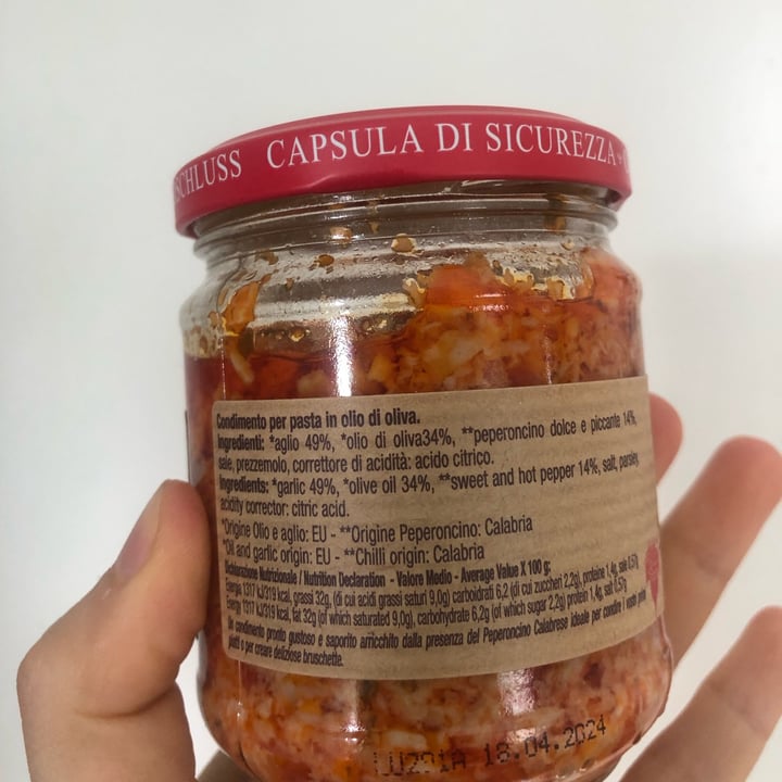 photo of Delizie di Calabria Aglio Olio E Peperoncino Di Calabria shared by @luciafinotello on  04 Apr 2022 - review