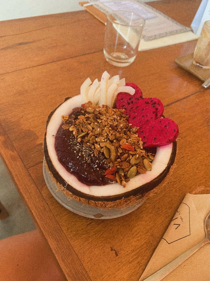 photo of VIBE Cafe Amazonian Acai Bowl shared by @poppyhenderson on  19 Mar 2019 - review