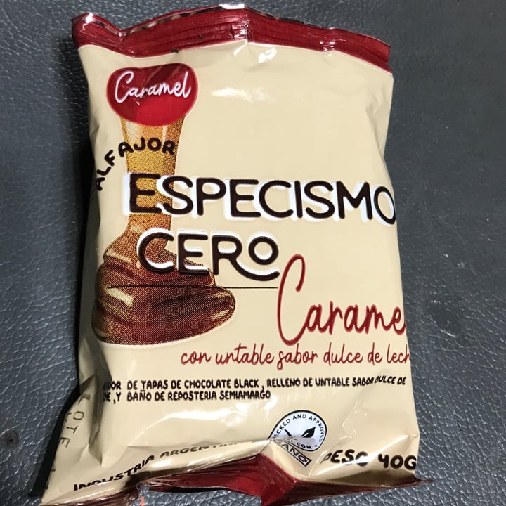photo of Un Rincón Vegano Alfajor Especismo Cero-Caramel shared by @agustinarey on  16 Oct 2022 - review