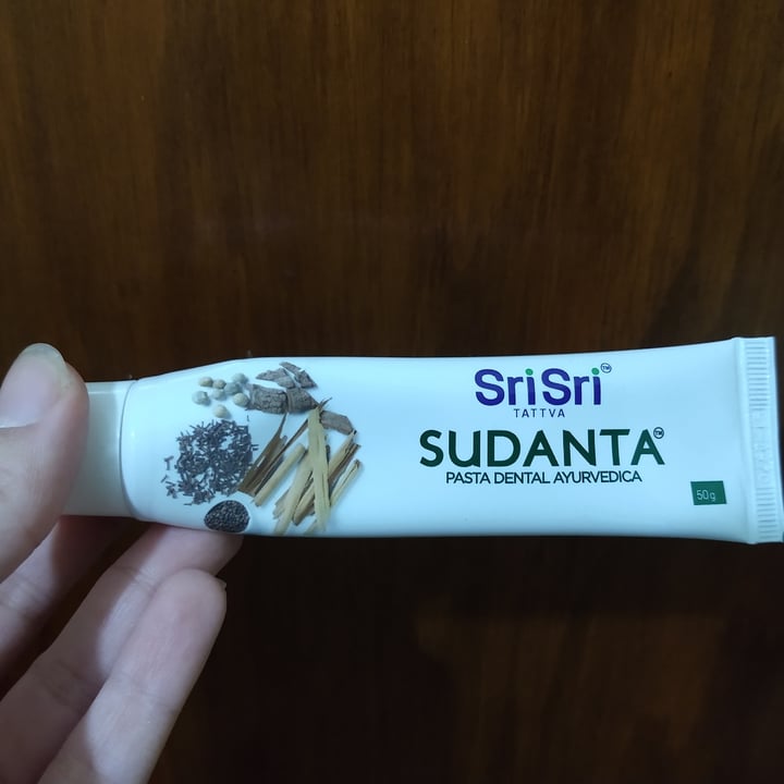 photo of SriSri Tattva Pasta Dental Ayurvédica Sudanta shared by @daibonetto on  06 Jun 2021 - review