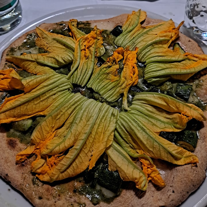 review photo of La Colubrina pizza regina dell'orto shared by @sabryfor on 20 Jun 2022 - review