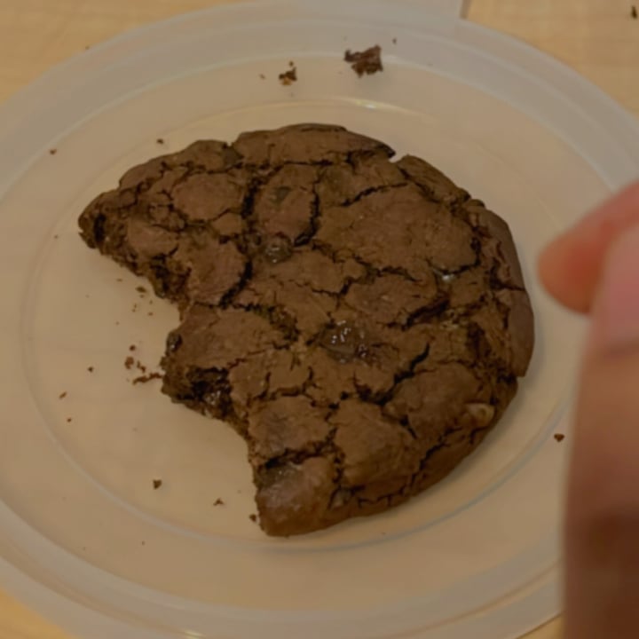 review photo of Kind Kones Dark Chocolate Chip Cookie shared by @flexivegan on 26 Nov 2022 - review